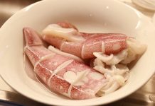 Легкий салат из кальмара для всех этапов диеты Дюкана